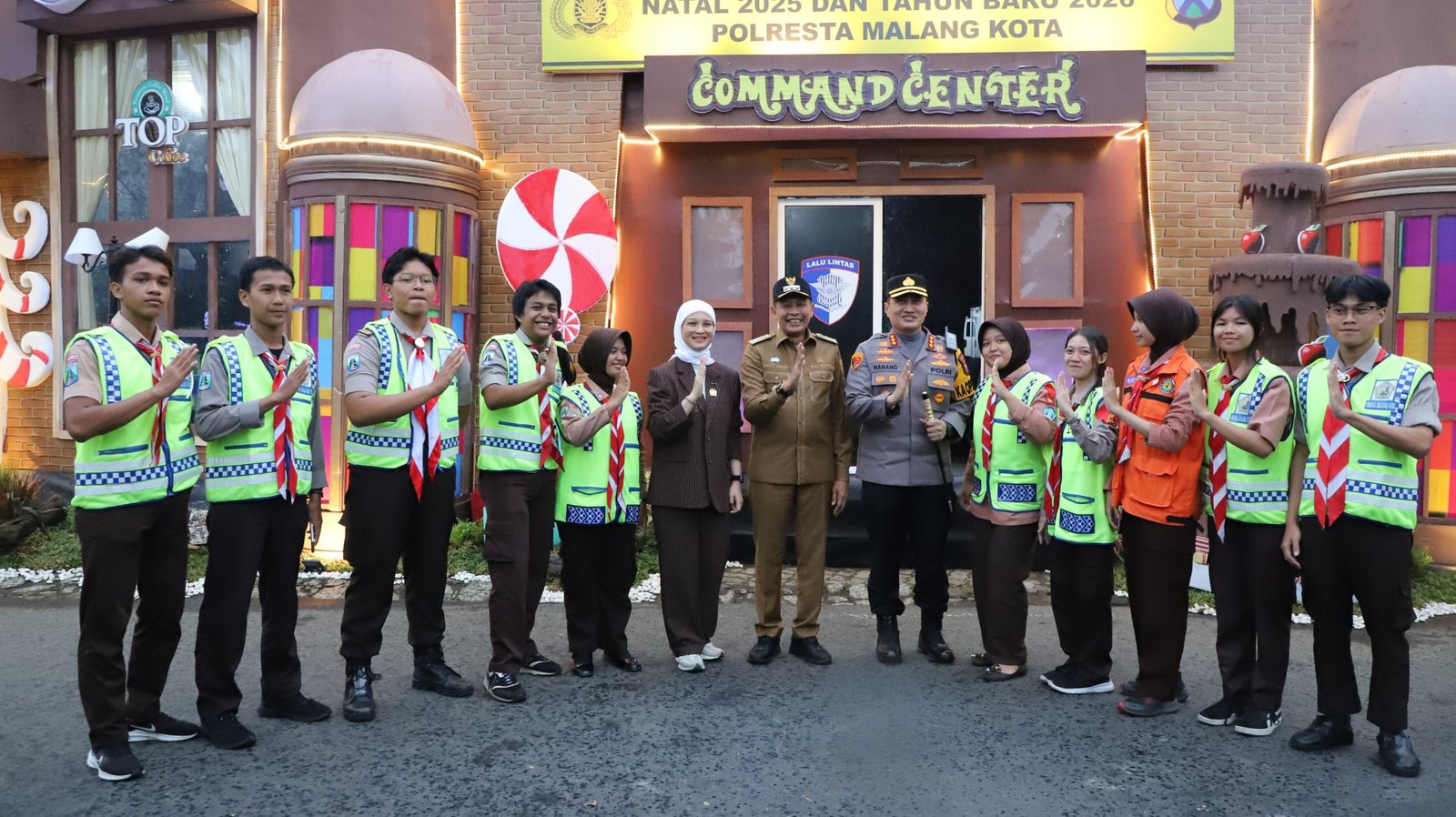 Kapolda Jatim Tinjau Pos Pengamanan di Malang Raya, Pastikan Malam Tahun Baru 2026 Aman dan Kondusif