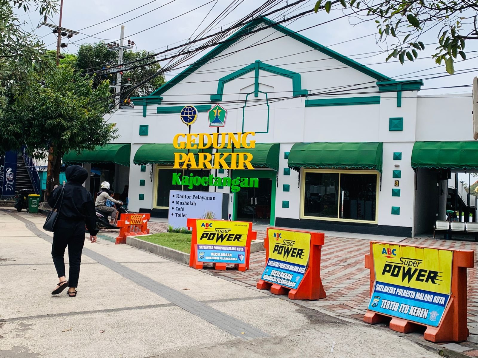 Skema Parkir Kayutangan Diubah Total, Motor Wajib Masuk Gedung dan Parkir Digratiskan Sepekan