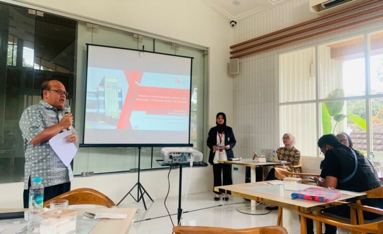 OJK Malang Pastikan Sektor Jasa Keuangan Stabil hingga November 2025, Kredit Tumbuh dan Risiko Terkendali