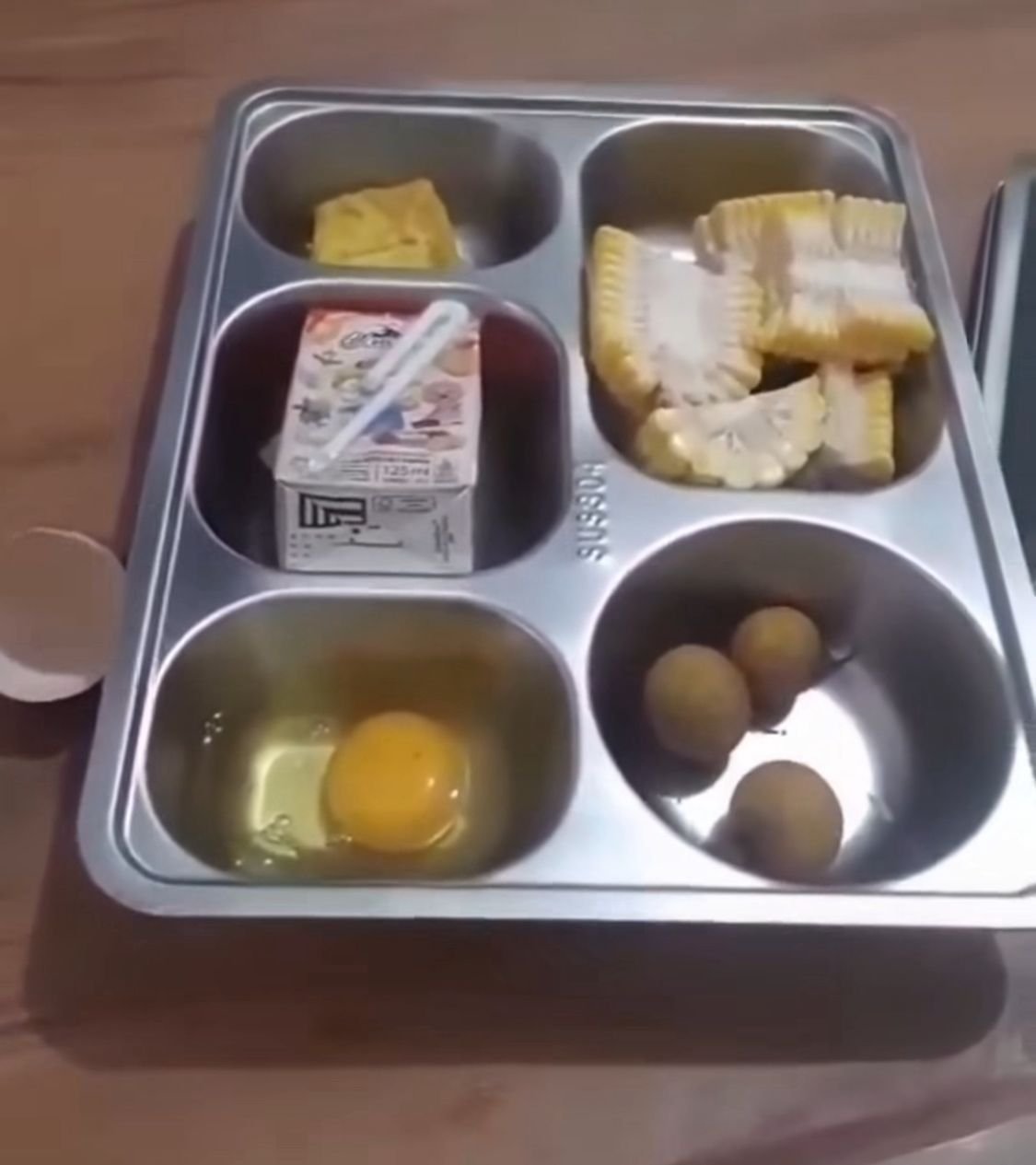 Viral Menu MBG di Lebak Berisi Telur Mentah, BGN Akui Kelalaian Petugas