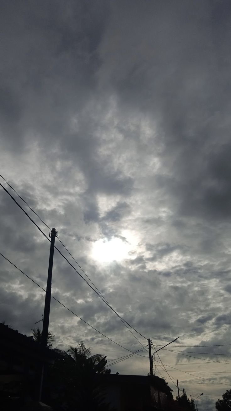 Prakiraan Cuaca Malang & Batu, Kamis 29 Januari 2026: Hujan Ringan dan Kabupaten Malang Berawan