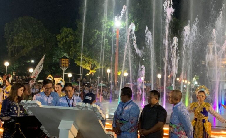 DLH Kota Malang Resmikan Revitalisasi Alun-Alun Merdeka, Hadirkan Ruang Terbuka Hijau Edukatif dan Inklusif