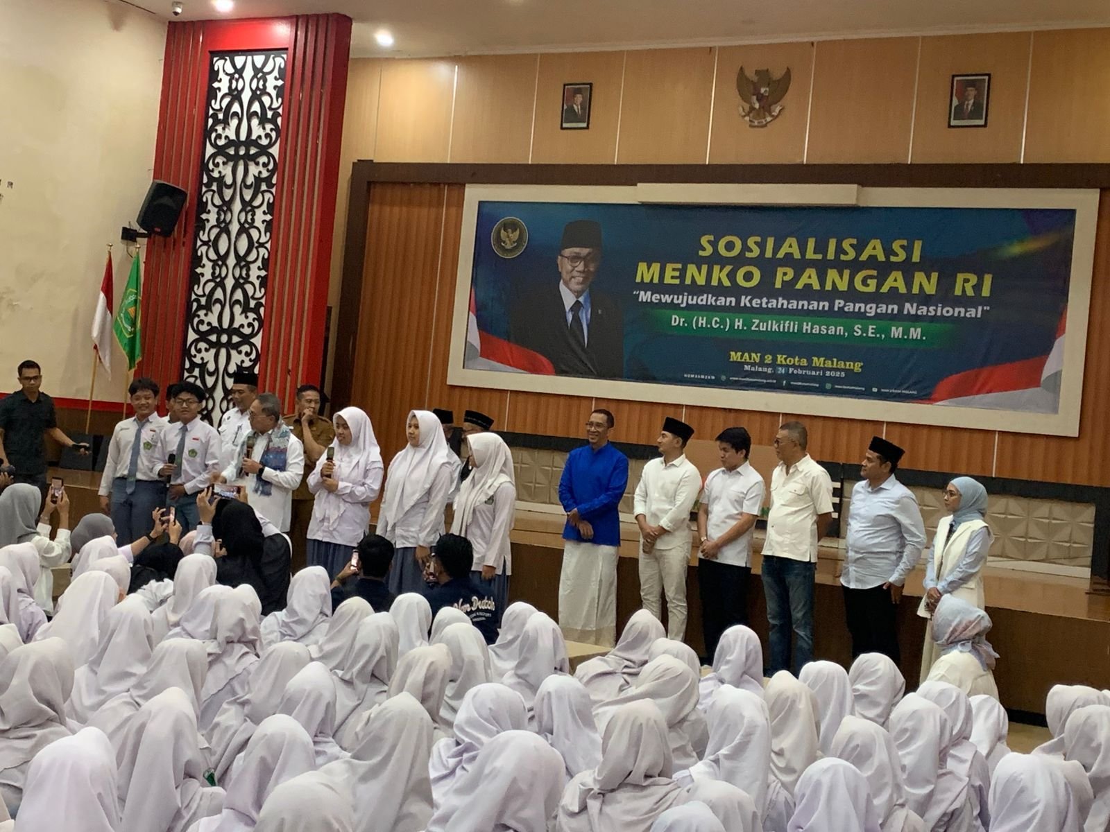 Sosialisasi di MAN 2 Kota Malang, Zulkifli Hasan Tekankan Gizi Kunci Kualitas Generasi