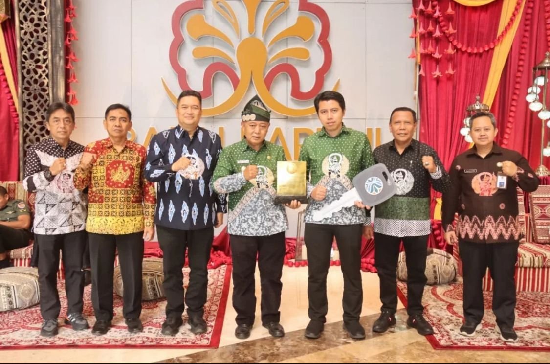 Kabupaten Malang Raih Sertifikat Menuju Kabupaten Bersih, Masuk 35 Terbaik Nasional