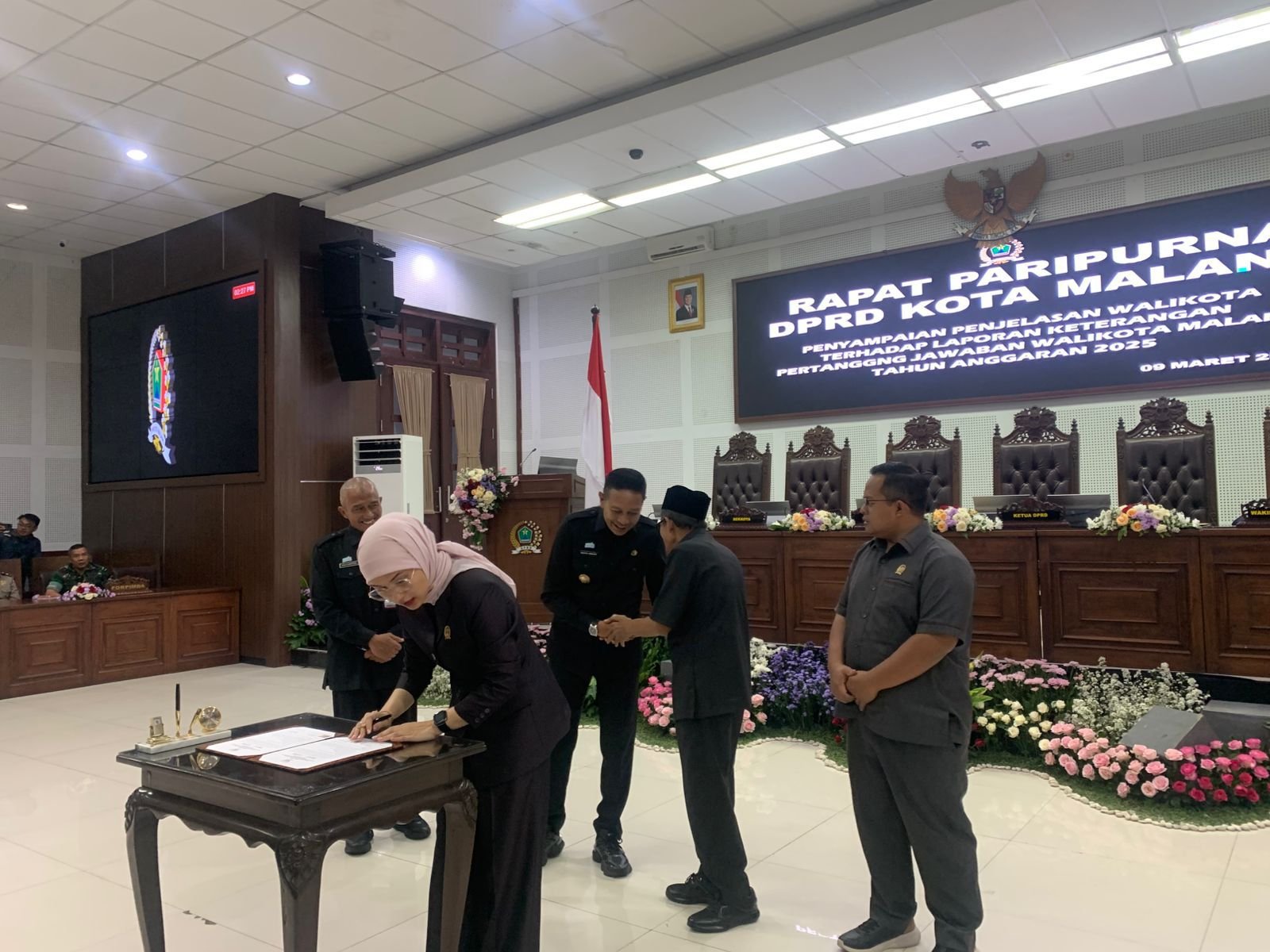 Wali Kota Malang Sampaikan LKPJ 2025 ke DPRD, Ekonomi Tumbuh 5,92 Persen