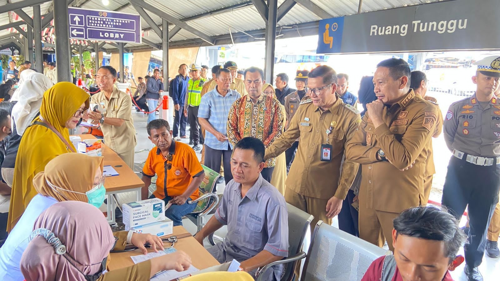 Jelang Arus Mudik, Supir Bus di Terminal Arjosari Jalani Tes Kesehatan, Ada yang Terindikasi Alkohol