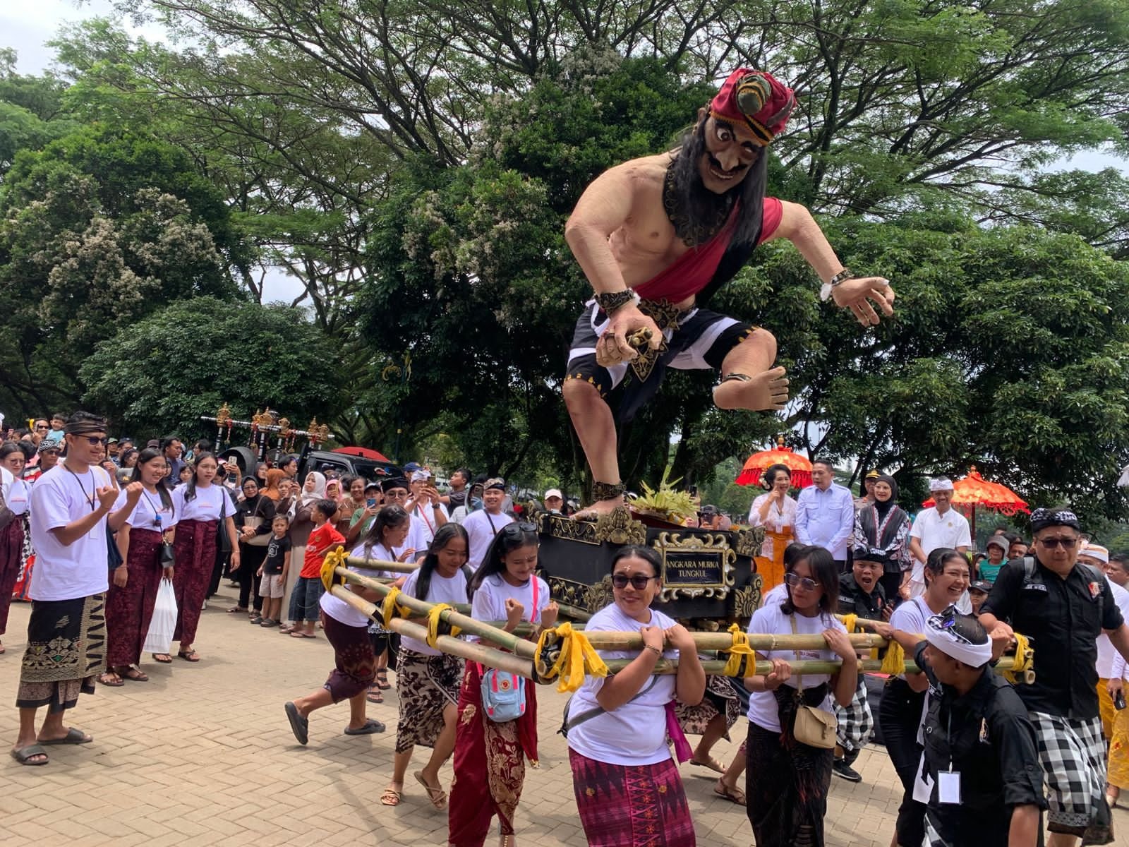 Tawur Agung Kesanga di Malang Angkat “Vasudhaiva Kutumbakam”, Serukan Harmoni Manusia dan Alam
