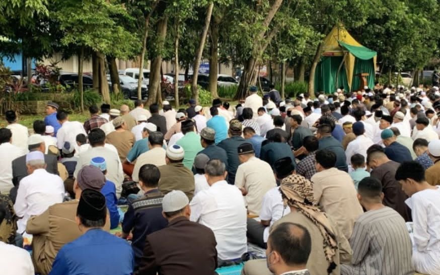 Sebagian Warga Malang Salat Id Lebih Awal, Ikuti Rukyat Hilal Global 19 Maret 2026