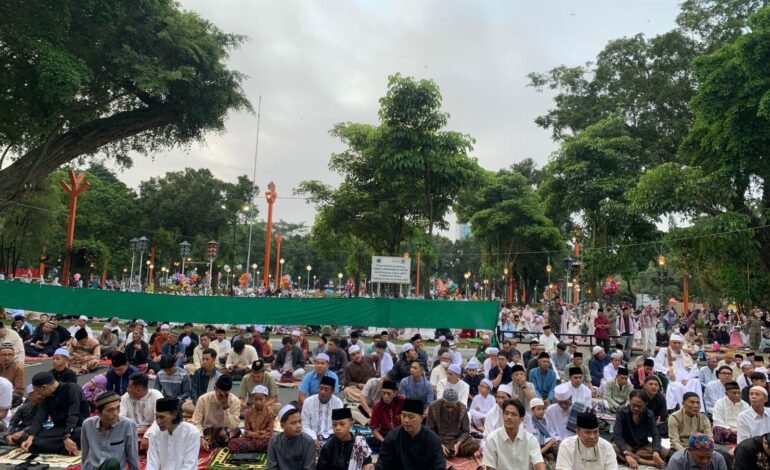 Puluhan Ribu Jamaah Padati Masjid Jami, Wali Kota Malang Serukan Jaga Persatuan di Momentum Idul Fitri