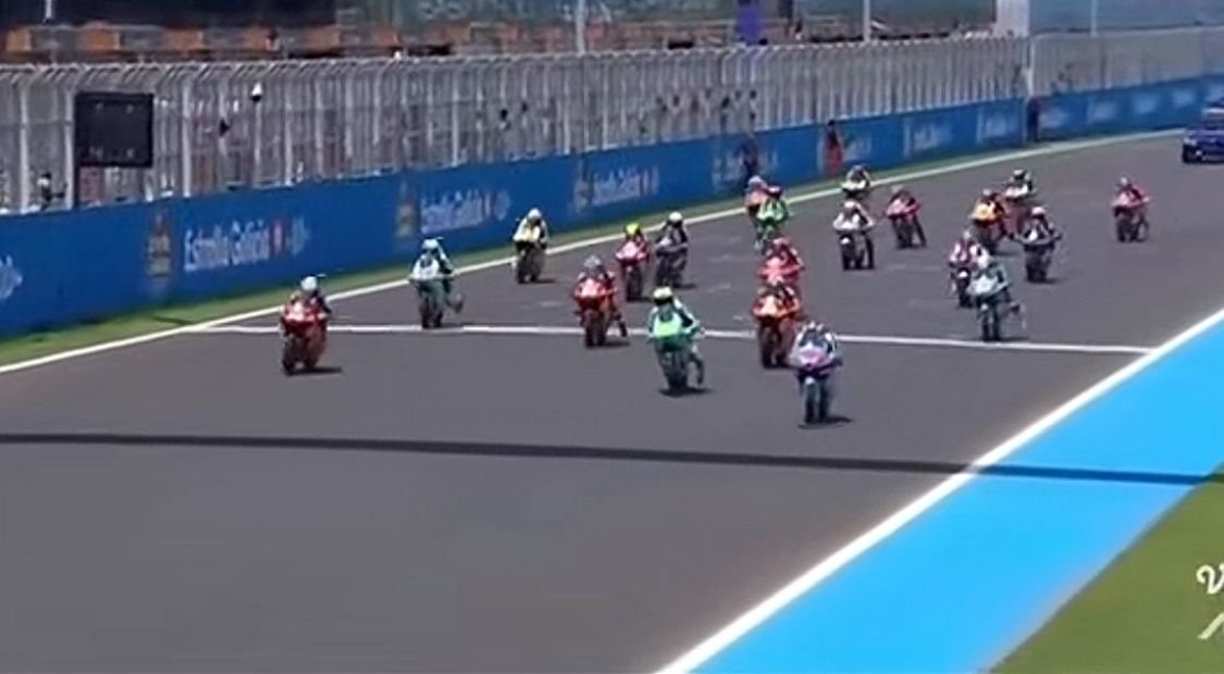 Pecah Rekor! Veda Ega Pratama Cetak Sejarah, Pembalap RI Pertama Naik Podium Moto3