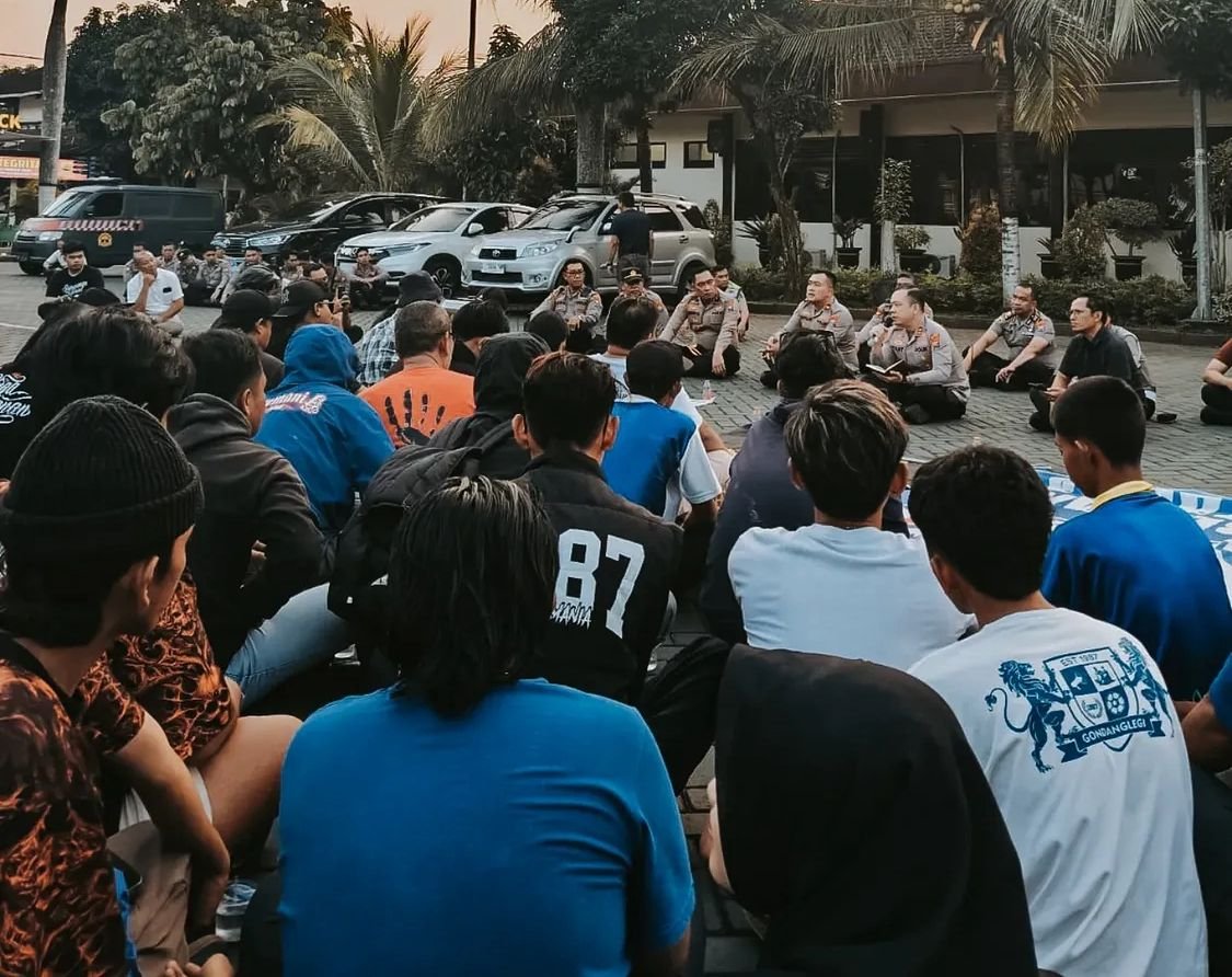 Aremania Siap Jaga Kondusivitas, Tapi Laga Arema vs Persebaya Masih Tertahan