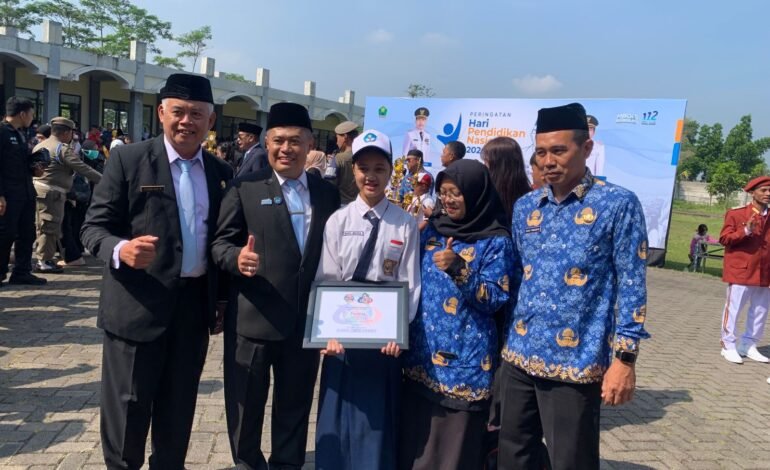 Hardiknas 2026 Digelar di Sekolah, Wali Kota Malang Tegaskan Arah Pendidikan Berkualitas