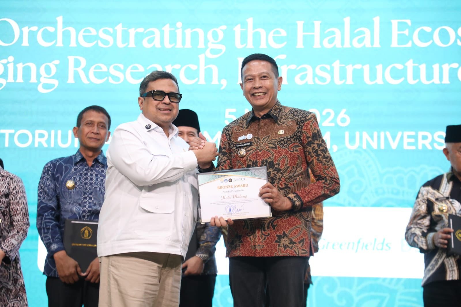 Kota Malang Borong 2 Penghargaan Halal 2026, Wali Kota Malang Percepat Sertifikasi UMKM Gratis