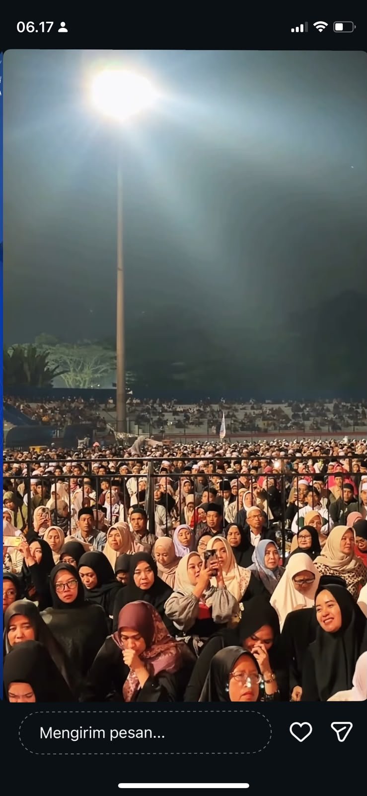 Ribuan jemaah memadati Stadion Gajayana Kota Malang