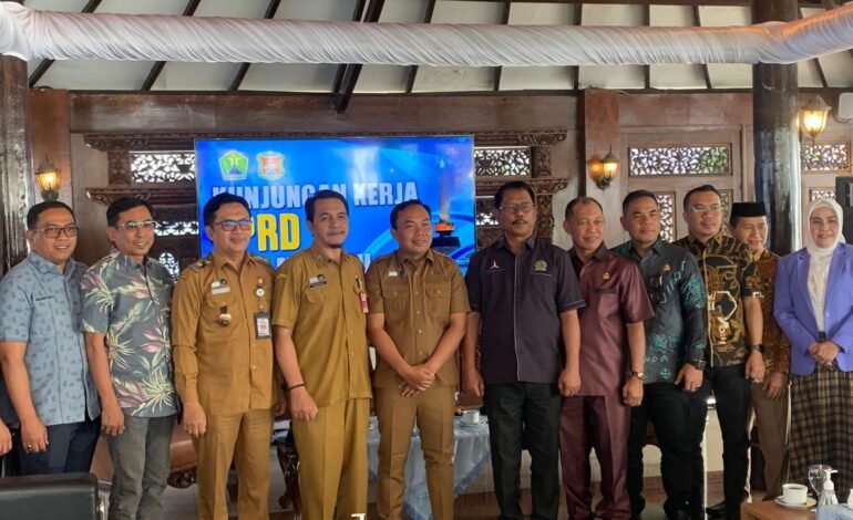 DPRD Mamuju Belajar ke Kota Malang, Soroti Sukses Pariwisata dan UMKM Dongkrak Ekonomi Daerah
