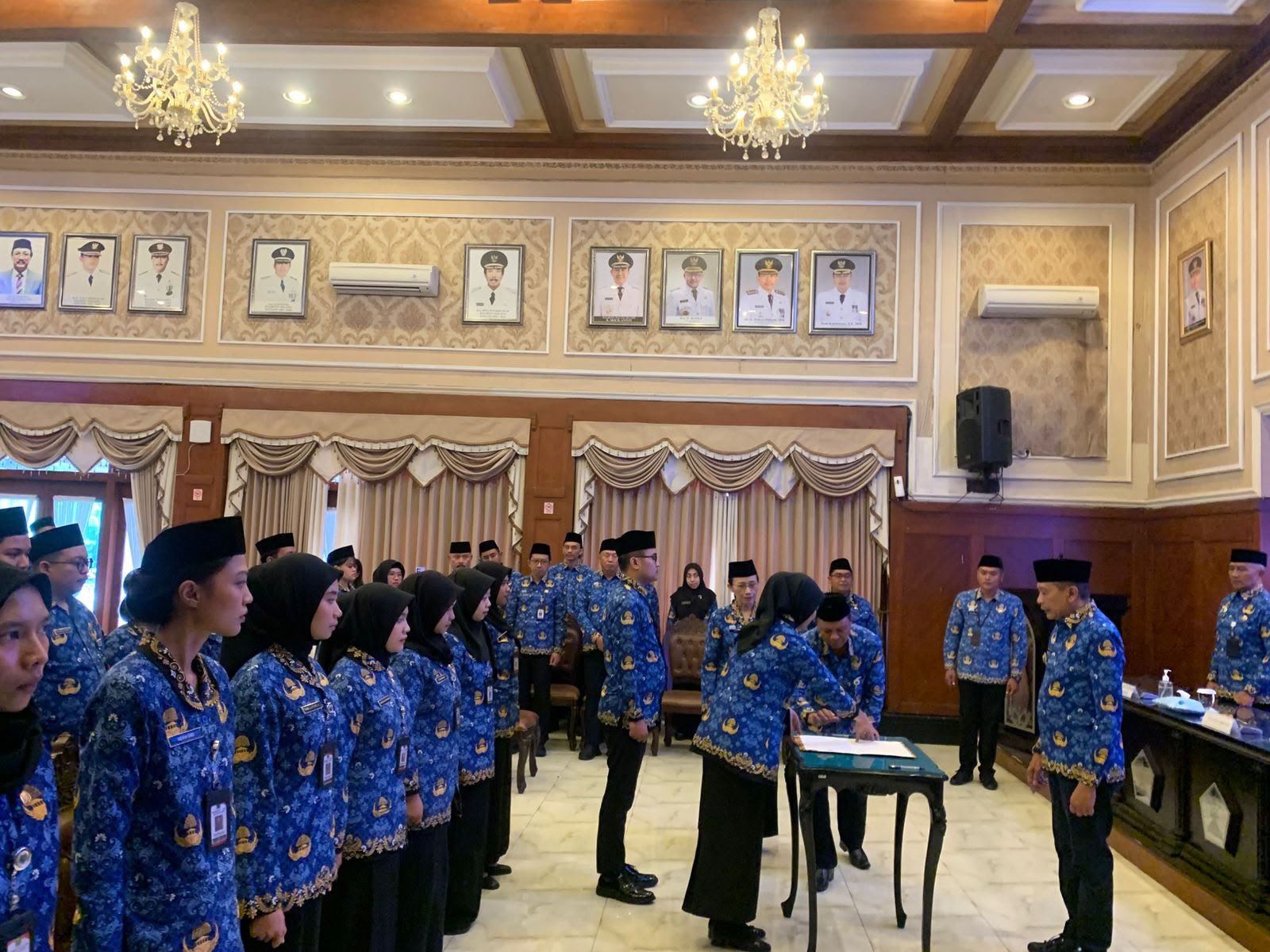 Wali Kota Malang Resmi Ambil Sumpah 50 PNS Baru, 9 ASN Dilantik Jadi Pejabat Fungsional