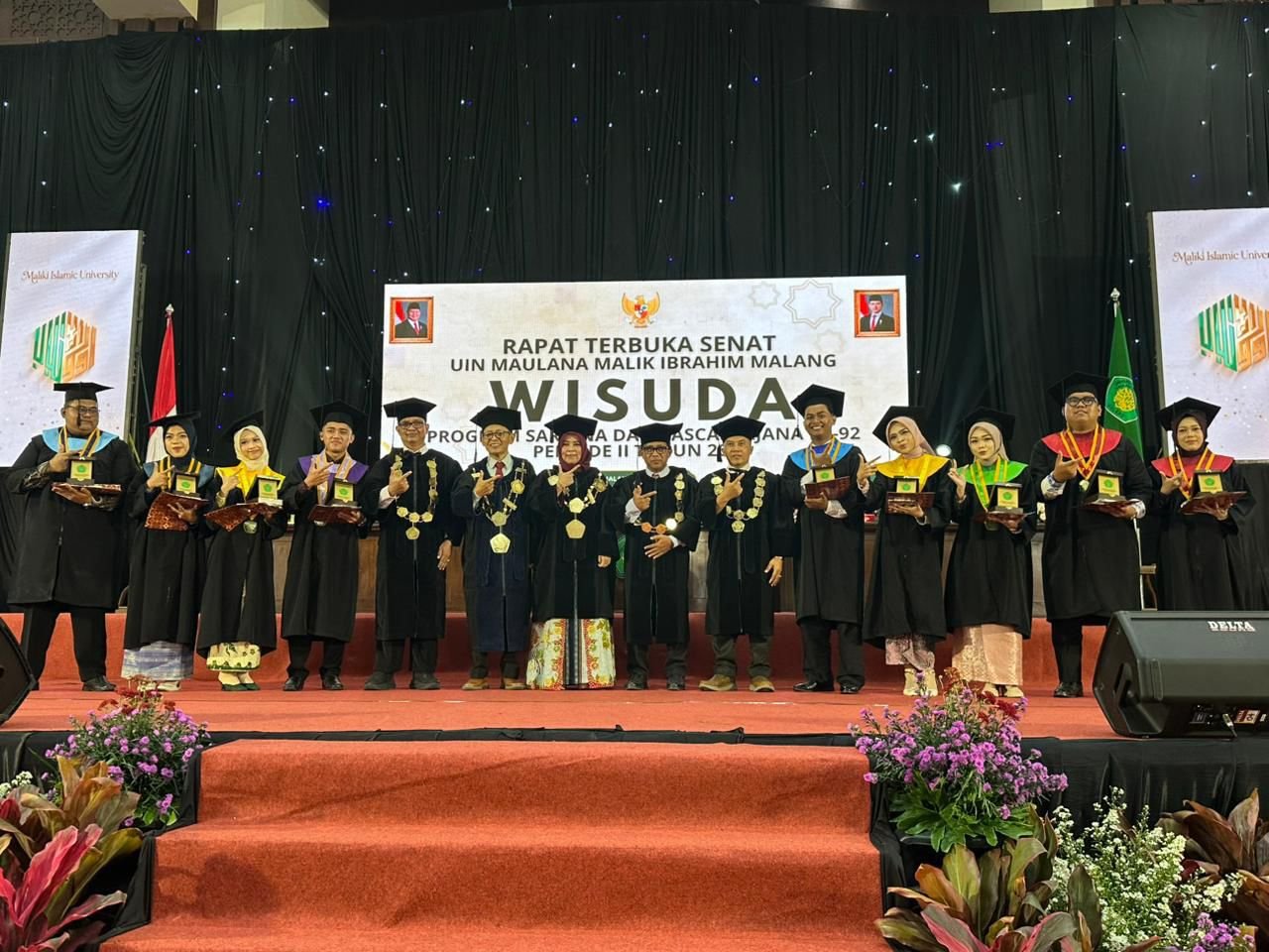 800 Lulusan UIN Maliki Malang Dikukuhkan, Rektor Tekankan Penguasaan AI dan Akhlak