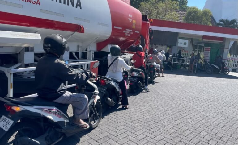 Harga Pertamax Naik Jadi Rp16.250 per Liter, Pemkot Malang Kaji Alihkan Kendaraan Dinas ke Mobil Listrik