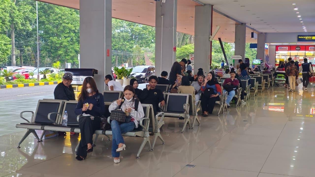 Kejujuran Petugas KAI Berbuah Kepercayaan, Daop 8 Surabaya Amankan 3.051 Barang Tertinggal Senilai Rp1,1 Miliar