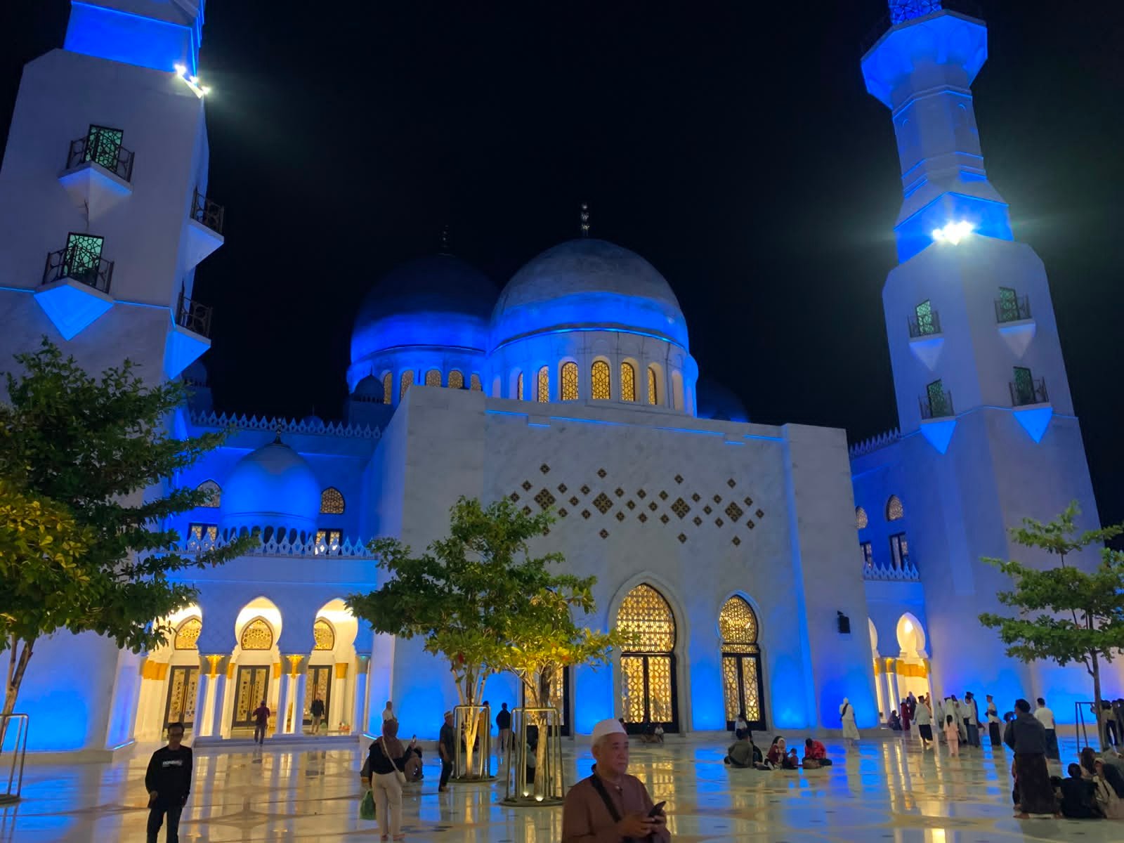9 Fakta Masjid Sheikh Zayed Solo yang Bikin Takjub, Nomor 5 Jarang Diketahui!