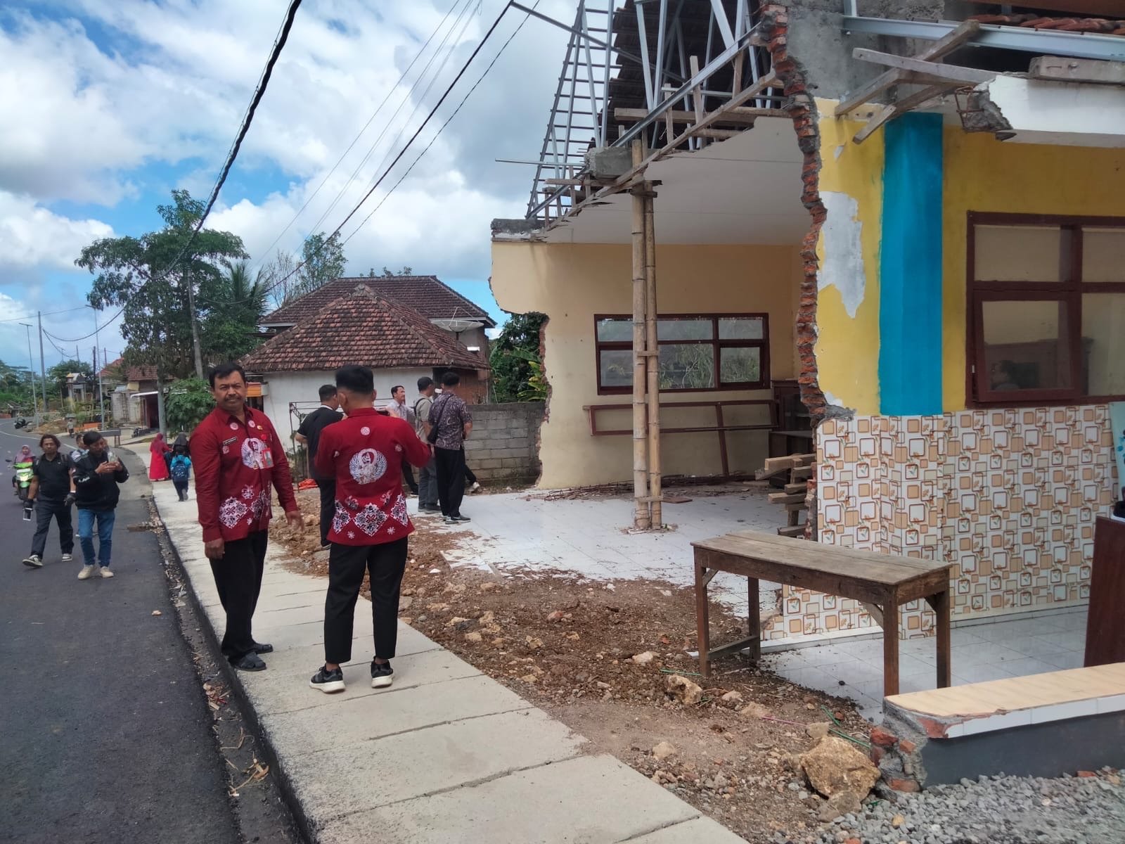 Berbulan-Bulan Belajar di Ruang Darurat, Harapan Siswa SDN 1 Srigonco Akhirnya Mulai Menyala