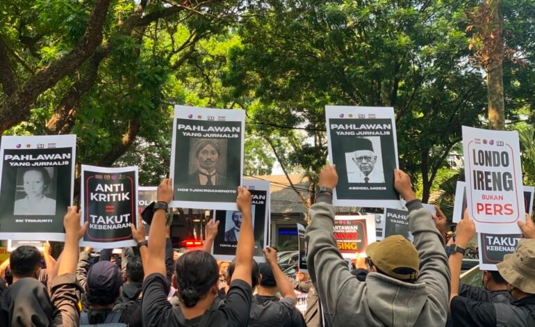 Wartawan Malang Raya Turun ke Jalan, Desak Presiden Pulihkan Marwah Pers Usai Pernyataan “Londo Ireng”