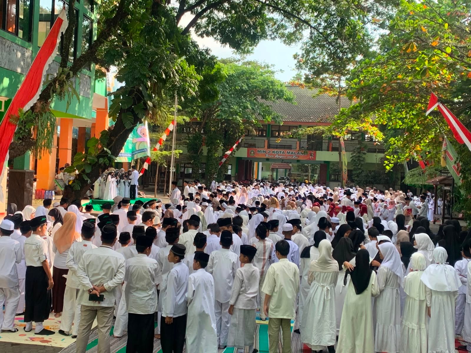 MIN 2 Kota Malang Rayakan Maulid Nabi, Tanamkan 4 Sifat Rasulullah Lewat Lomba hingga Makan Bersama