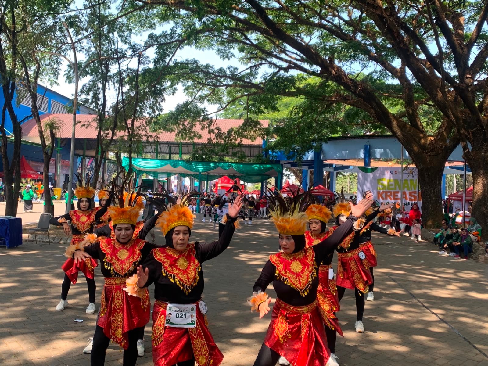 60 Tim Ramaikan Lomba Senam Kreasi PKB di Malang, Latihan Warga hingga UMKM Jadi Sorotan
