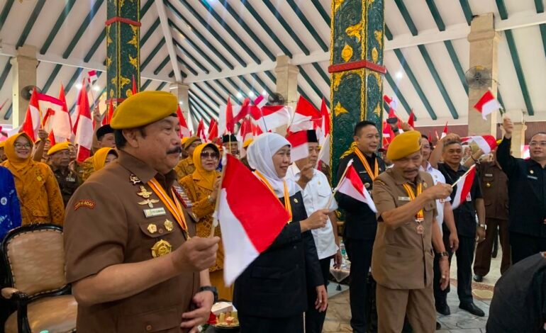 Gubernur Jatim : Tegaskan Perjuangan Jaga NKRI Tak Berhenti di Generasi Veteran
