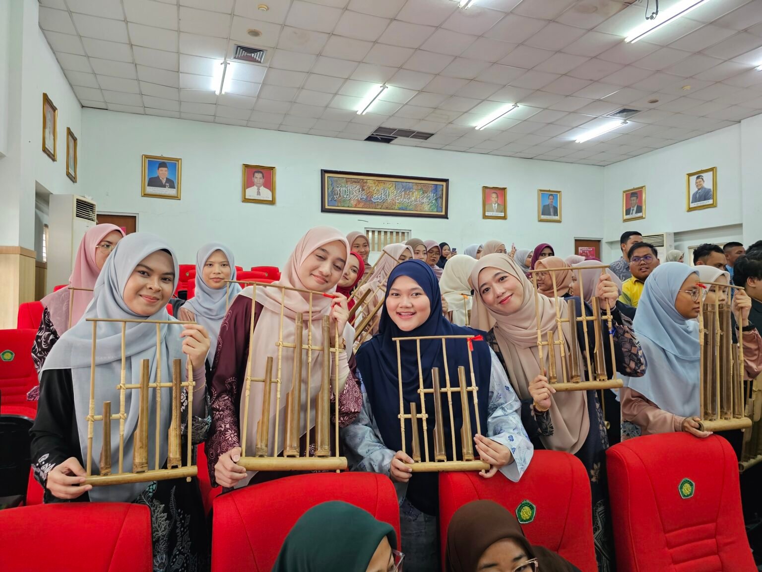 Kunjungan Akademik Internasional Universiti Malaya ke FTIK UIN Malang Berakhir Hangat