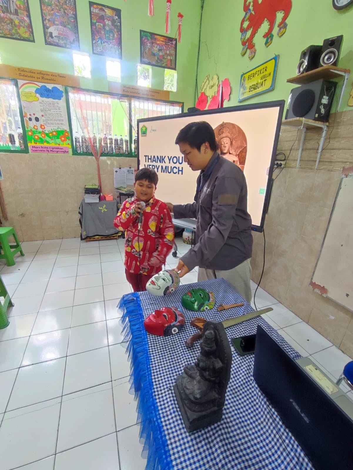 Museum Keliling: Siswa SDN Arjosari 3 Paham Beda Arca dan Patung