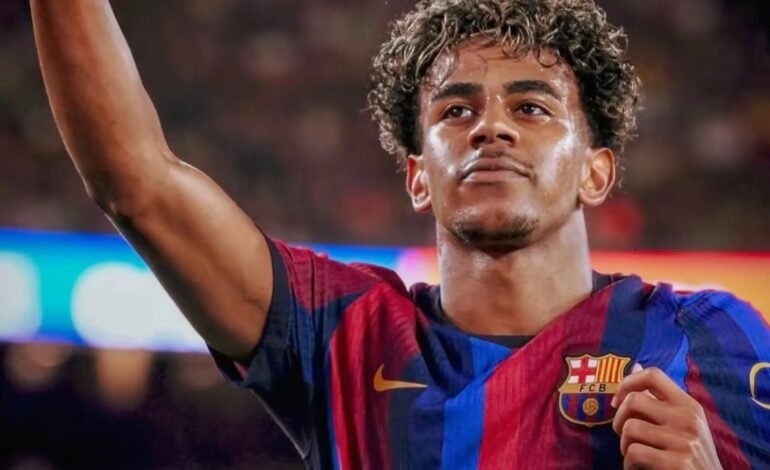 Yamal Cetak Gol ke-50 di Usia 19 Tahun, Barcelona Hancurkan Rayo Vallecano 5-2