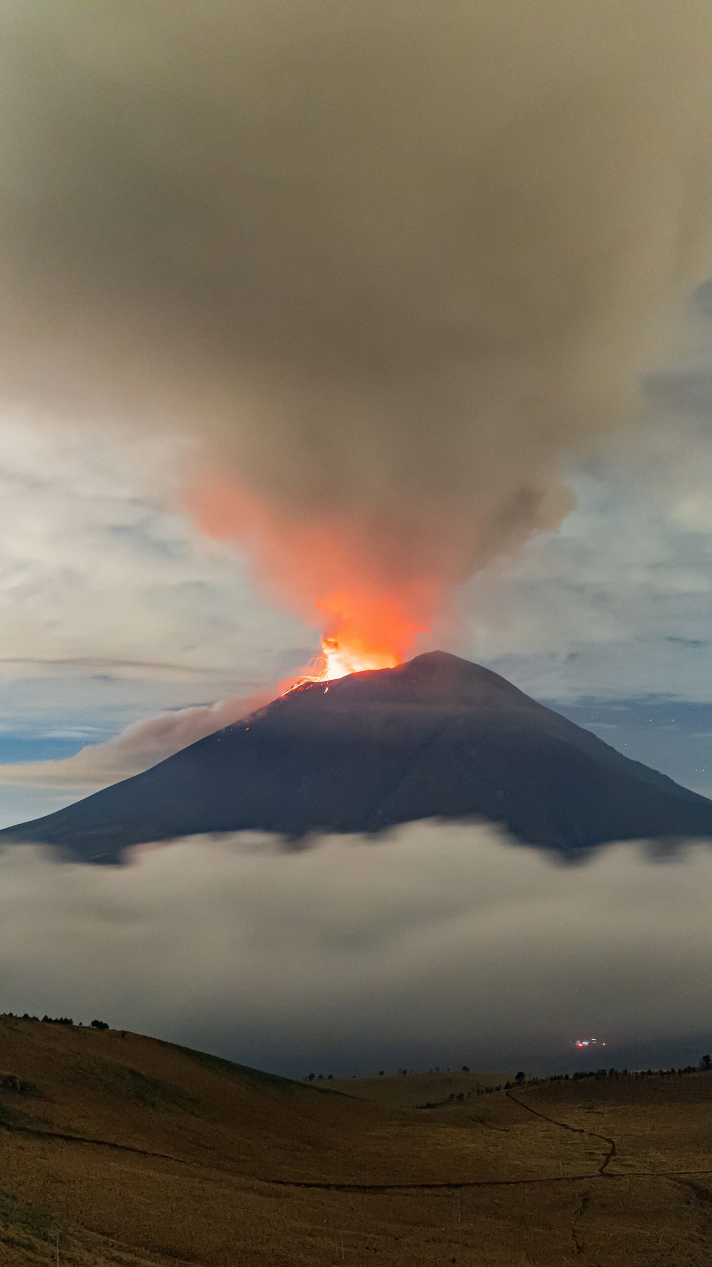 Sejarah Anak Krakatau: Gunung yang Tumbuh dari Dasar Lautan