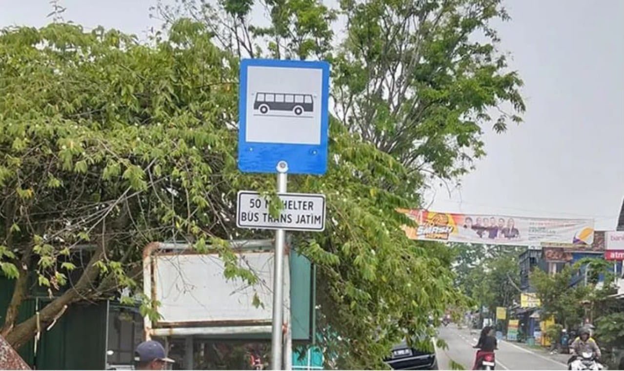 20 dari 56 Rambu Trans Jatim Koridor II Malang Raya Terpasang