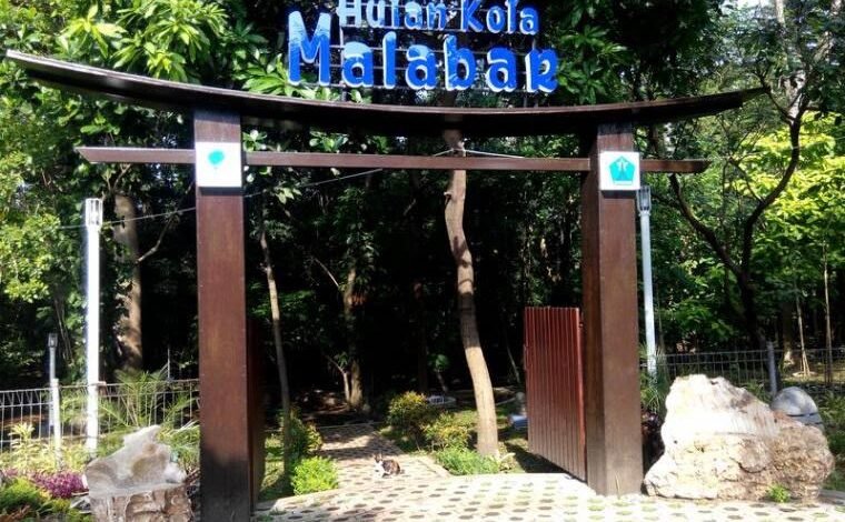 DLH Kota Malang Optimalkan Perawatan Taman di Tengah Keterbatasan Anggaran