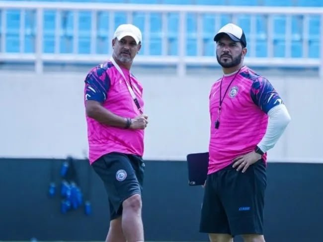 Marcos Santos Dipecat, Andre Caldas Langsung Pimpin Arema FC Hadapi Dewa United