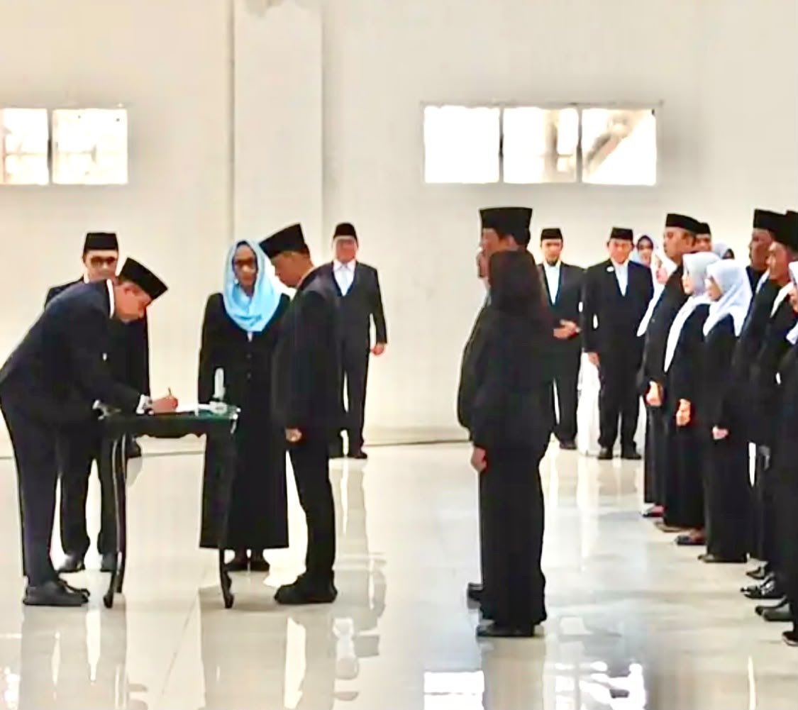 Wali Kota Malang Lantik 176 Pejabat, Mayoritas Isi Jabatan Kosong di Kelurahan