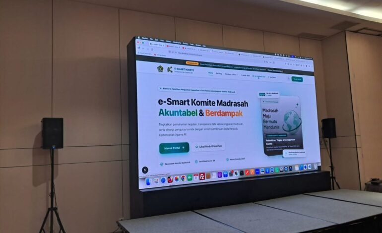 Dosen FITK UIN Malang Beri Materi Program E-Smart